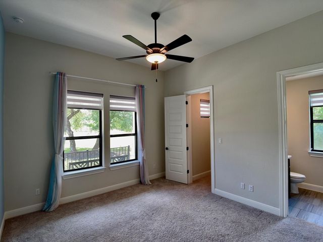 113 Spence LN, Liberty Hill, TX 78642