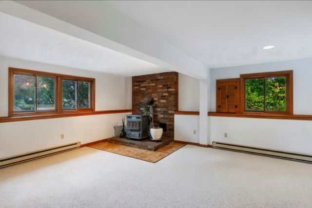 52 Tanglewood Dr, Stoughton, MA 02072