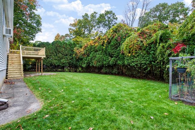 52 Tanglewood Dr, Stoughton, MA 02072