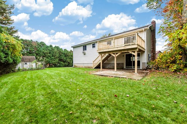 52 Tanglewood Dr, Stoughton, MA 02072