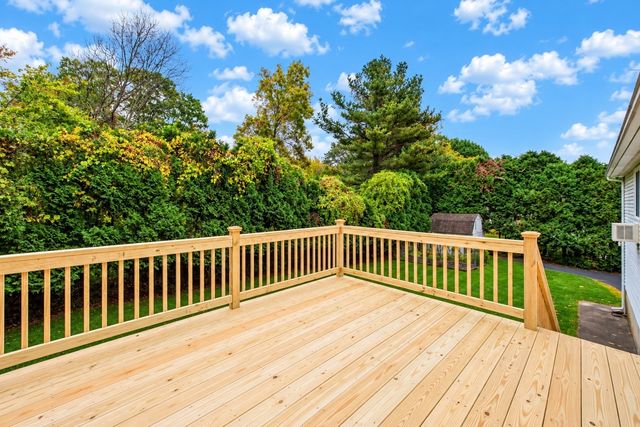 52 Tanglewood Dr, Stoughton, MA 02072