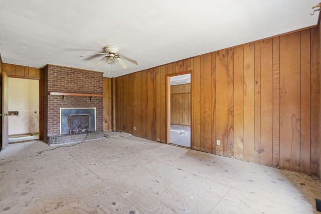 320 Guppy Way, Saint Stephen, SC 29479