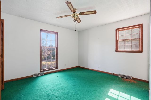 320 Guppy Way, Saint Stephen, SC 29479