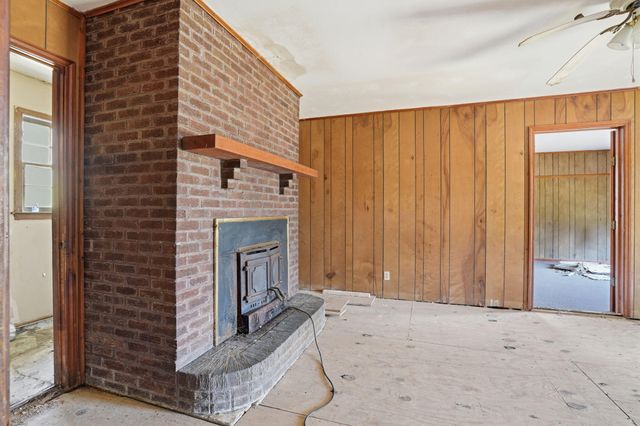 320 Guppy Way, Saint Stephen, SC 29479