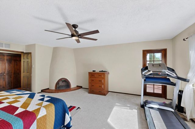 997 Lynx Loop NE, Albuquerque, NM 87122