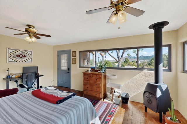 997 Lynx Loop NE, Albuquerque, NM 87122