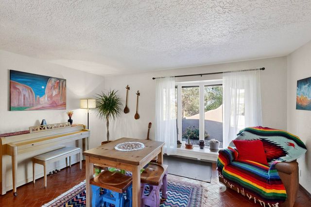 997 Lynx Loop NE, Albuquerque, NM 87122