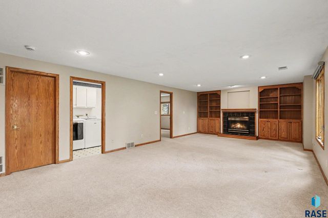 3505 S Micah Cir Circle, Sioux Falls, SD 57103