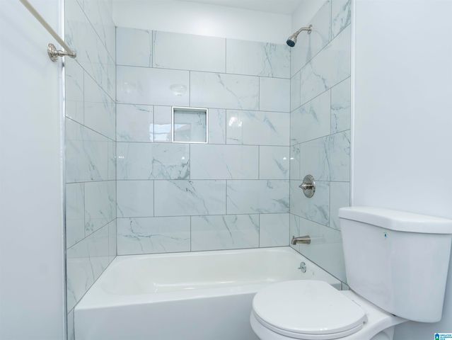 1024 6TH PLACE W, Birmingham, AL 35204