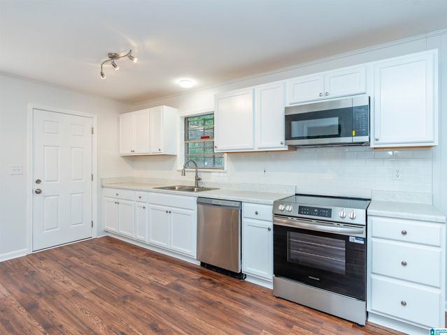 1024 6TH PLACE W, Birmingham, AL 35204