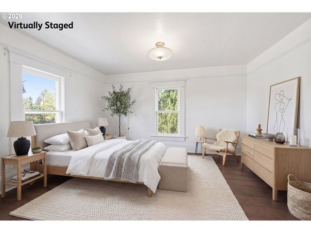 870 Nw GARIBALDI St, Hillsboro, OR 97124