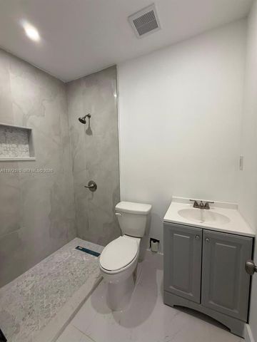 1379 NW 55th Ter 4, Miami, FL 33142