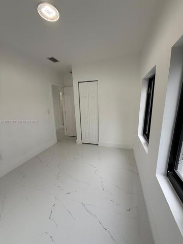 1379 NW 55th Ter 4, Miami, FL 33142