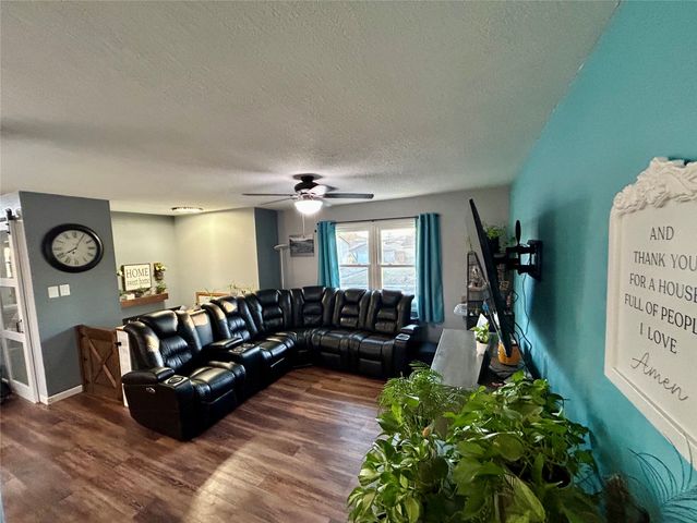 504 NW Morningside Drive, Grimes, IA 50111