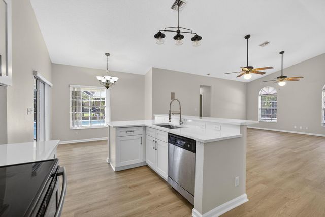 15098 77th Place N, Loxahatchee, FL 33470