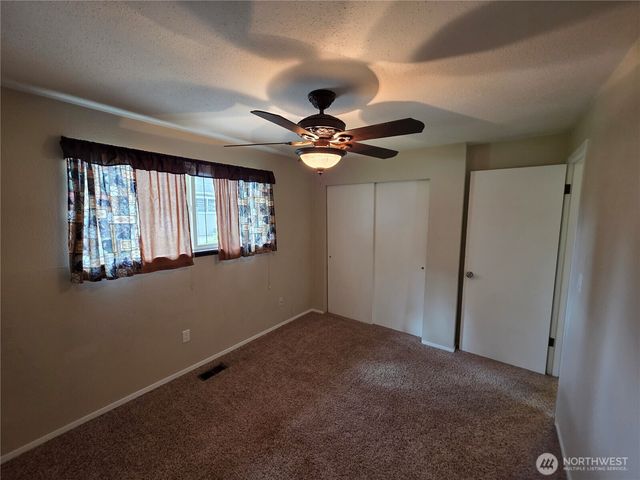 212 173rd Street E, Spanaway, WA 98387