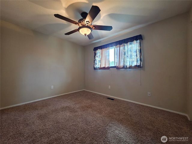 212 173rd Street E, Spanaway, WA 98387