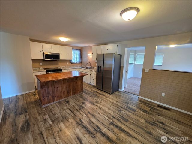 212 173rd Street E, Spanaway, WA 98387