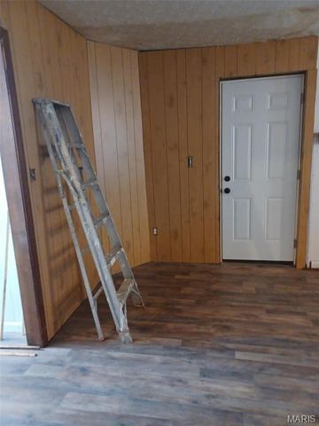 104 Howard Street, Crocker, MO 65452