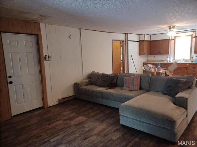 104 Howard Street, Crocker, MO 65452