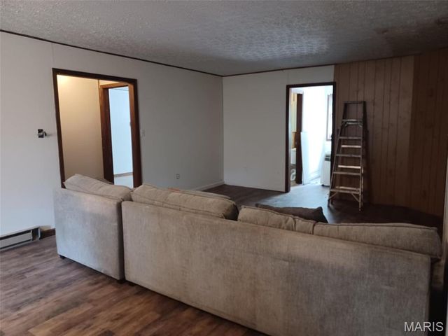 104 Howard Street, Crocker, MO 65452