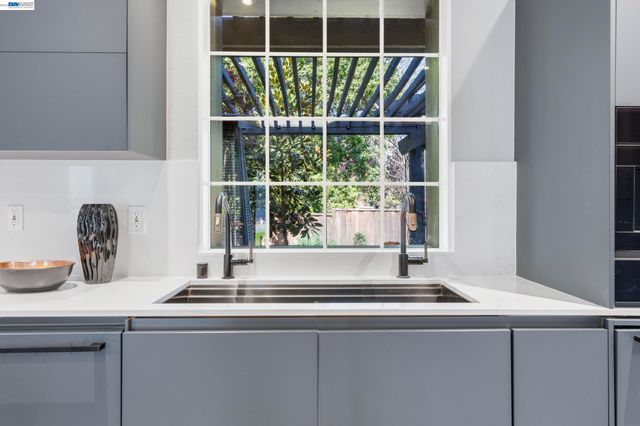 2775 Cantor Dr, Morgan Hill, CA 95037