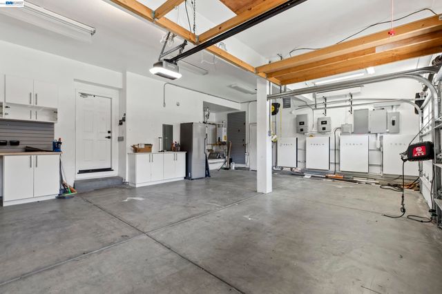 2775 Cantor Dr, Morgan Hill, CA 95037