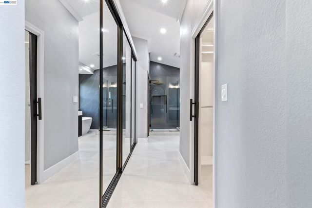 2775 Cantor Dr, Morgan Hill, CA 95037