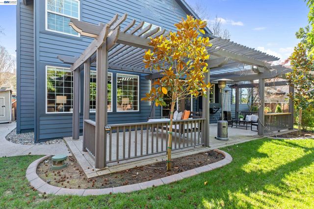 2775 Cantor Dr, Morgan Hill, CA 95037