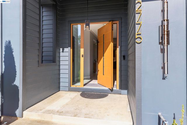 2775 Cantor Dr, Morgan Hill, CA 95037