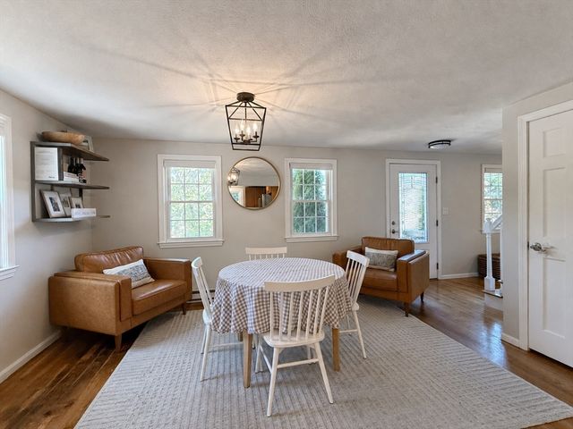 92 Colchester Dr, Plymouth, MA 02360