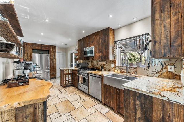 11707 Garrick AVE, Sylmar, CA 91342