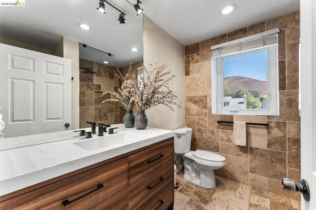 11707 Garrick AVE, Sylmar, CA 91342