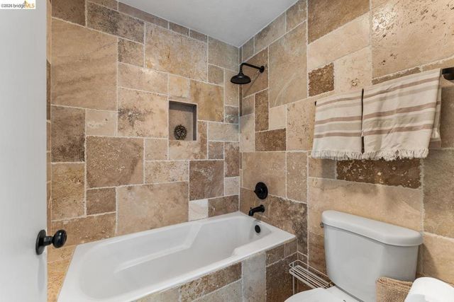 11707 Garrick AVE, Sylmar, CA 91342
