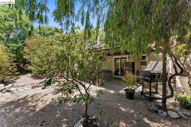 11707 Garrick AVE, Sylmar, CA 91342