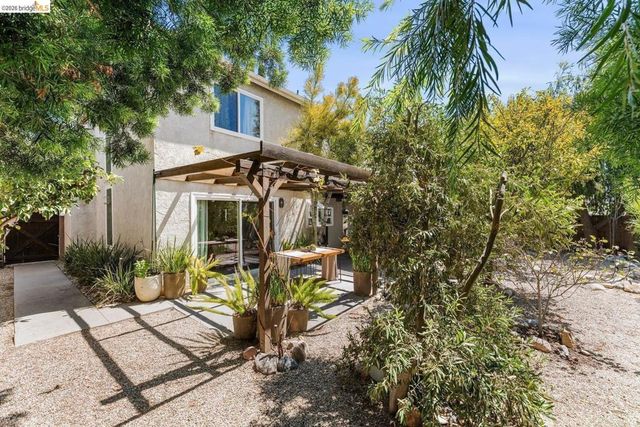 11707 Garrick AVE, Sylmar, CA 91342