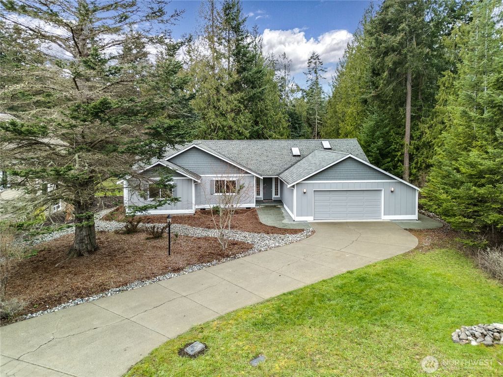 109 Vancouver Place, Sequim, WA 98382