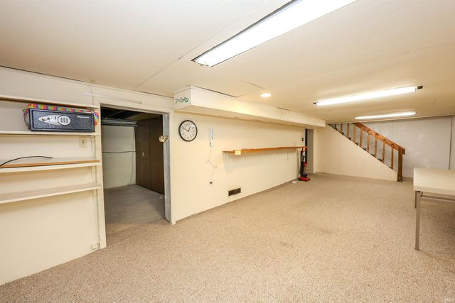 1802 Bayer Avenue, Fort Wayne, IN 46805