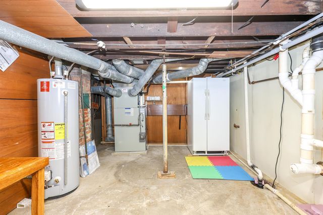 1802 Bayer Avenue, Fort Wayne, IN 46805