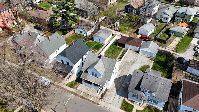 1802 Bayer Avenue, Fort Wayne, IN 46805