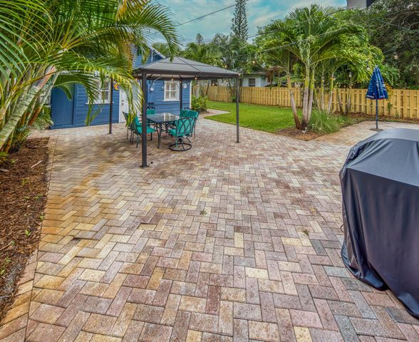 523 N K Street, Lake Worth Beach, FL 33460