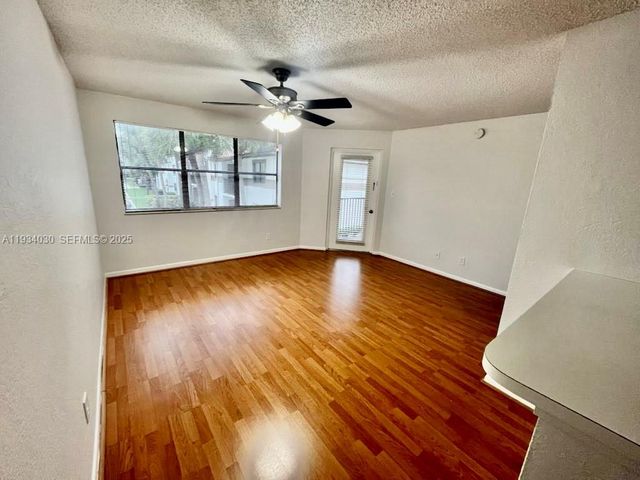 540 S Park Rd 212-9, Hollywood, FL 33021