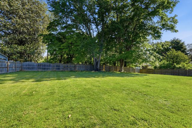 640 Rockwell Dr, Cookeville, TN 38506