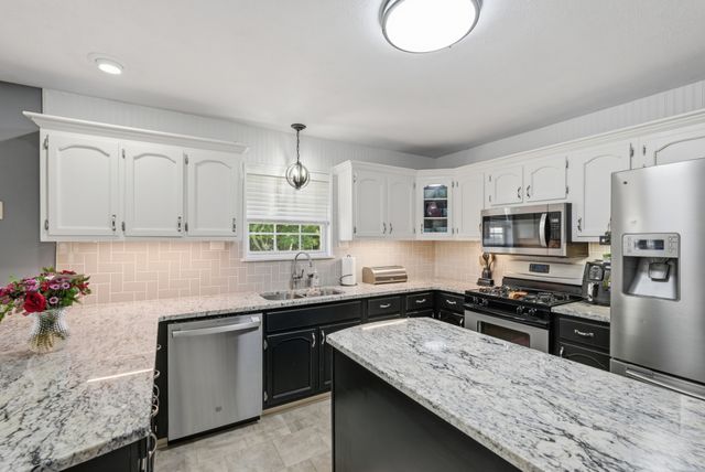 640 Rockwell Dr, Cookeville, TN 38506