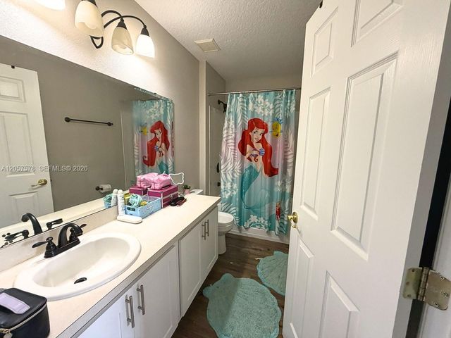 233 Aldridge Ln, Davenport, FL 33897