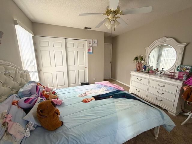 233 Aldridge Ln, Davenport, FL 33897
