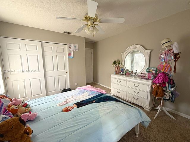 233 Aldridge Ln, Davenport, FL 33897