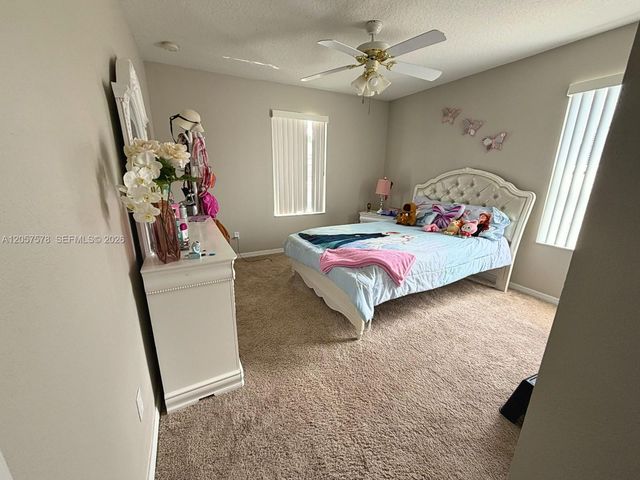 233 Aldridge Ln, Davenport, FL 33897