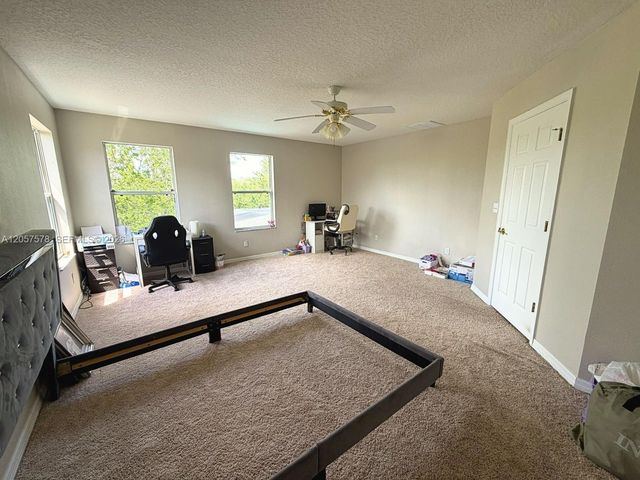 233 Aldridge Ln, Davenport, FL 33897