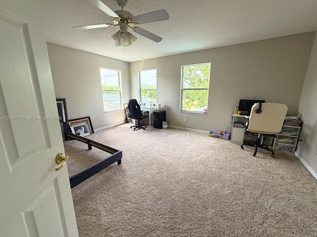 233 Aldridge Ln, Davenport, FL 33897